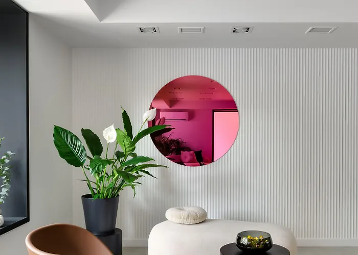 Saint Martin By Y3 Hotels, Old Town With Wellness 포즈난